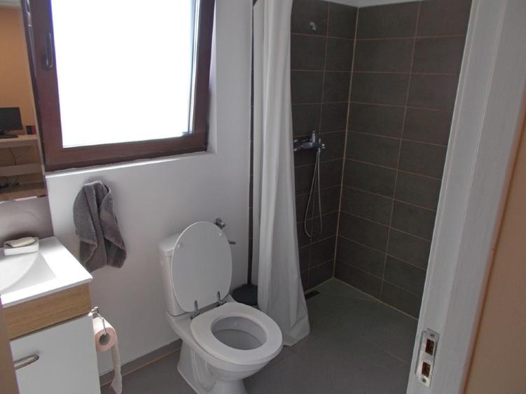 Casă individuală cu 4 camere cu Teren 880 Mp în Dudeștii Noi