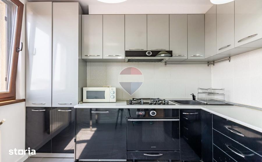 Apartament cu 4 camere în Centrul Civic