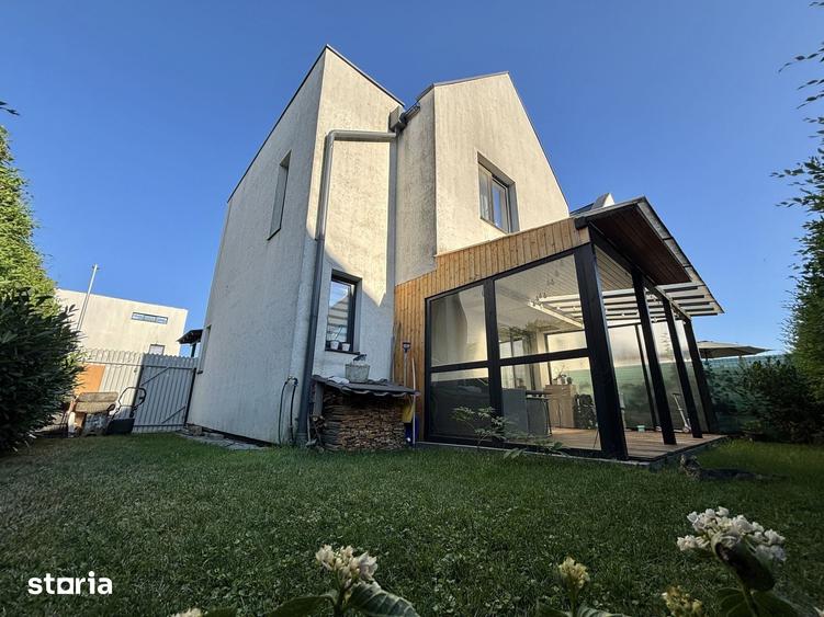 Casă cu 2 camere cu Teren 196 Mp în Șelimbăr