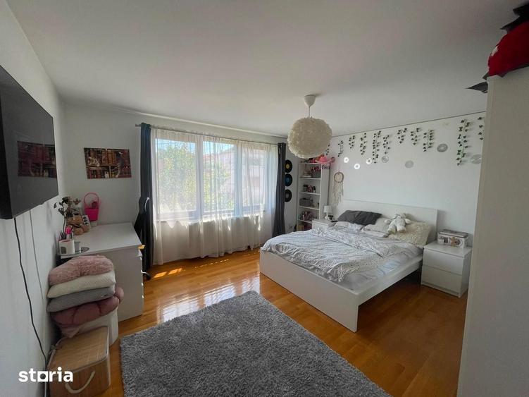 Casă cu 4 camere cu Teren 356 Mp în Exterior Vest