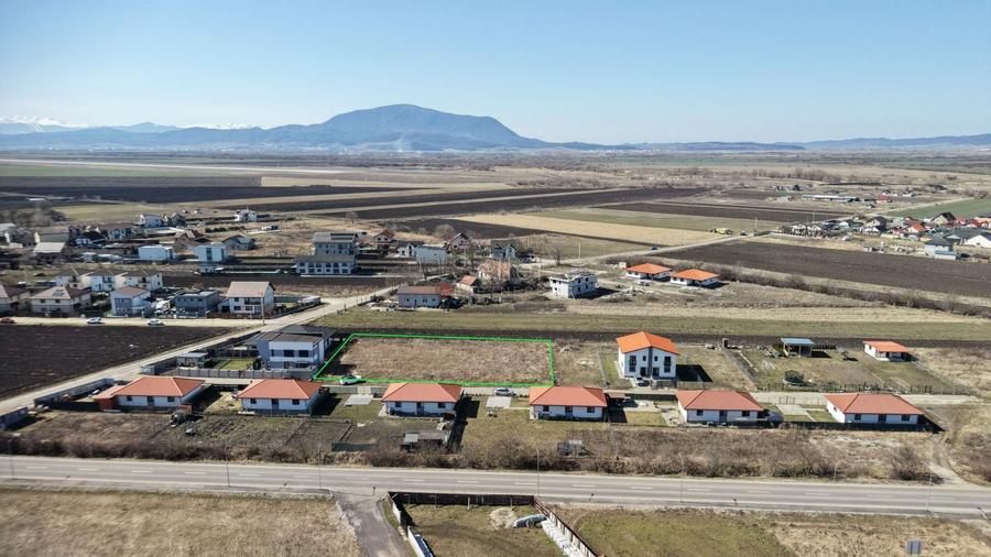 Teren Construcții intravilan de 2000 mp, în Stupini