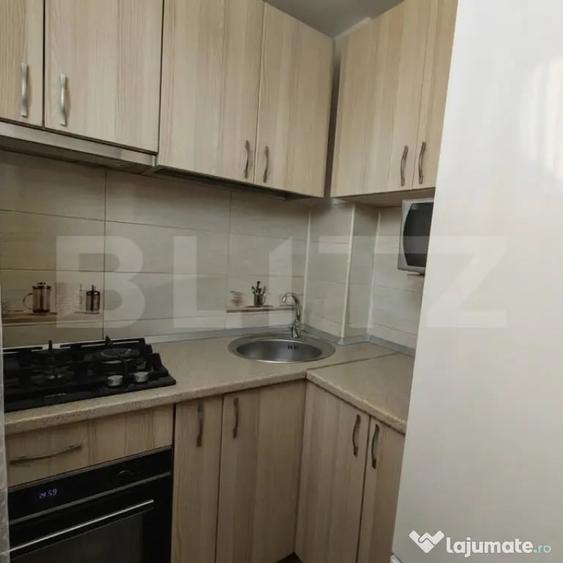 Apartament cu 2 camere semidecomandat în Rogerius