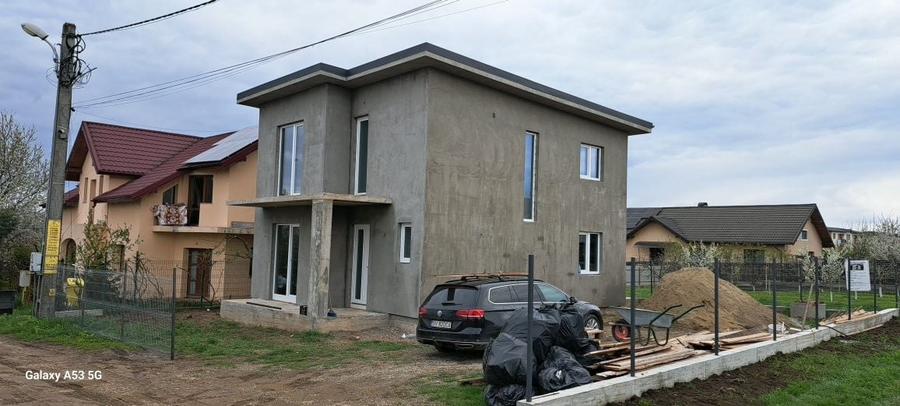 Casă cu 4 camere în Paltin