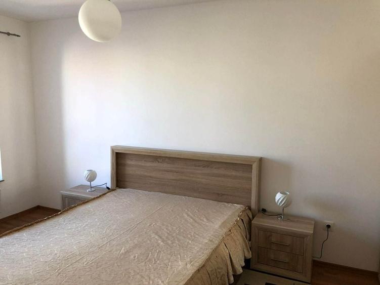 Apartament cu 2 camere decomandat în Avantgarden