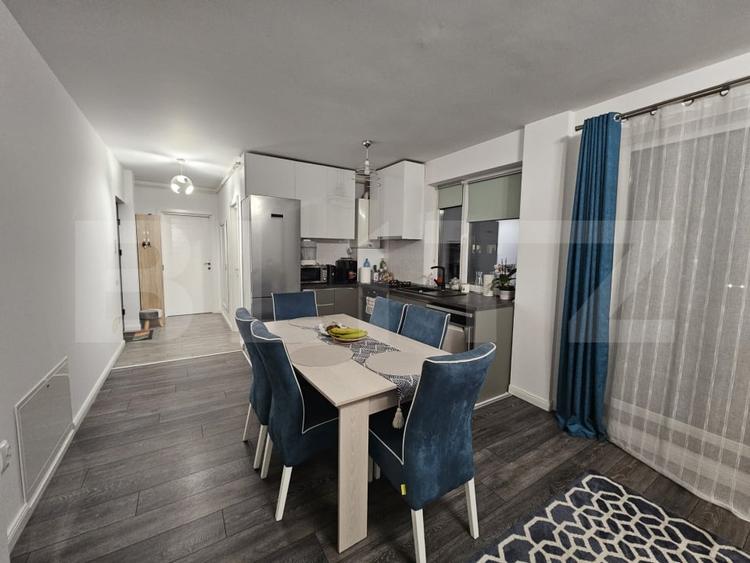 Apartament cu 3 camere semidecomandat, mobilat în Sânnicoară