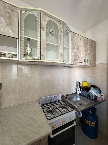 Garsonieră decomandată în Traian