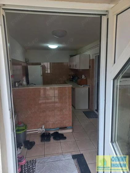 Casă cu 6 camere cu Teren 170 Mp în Tomis I