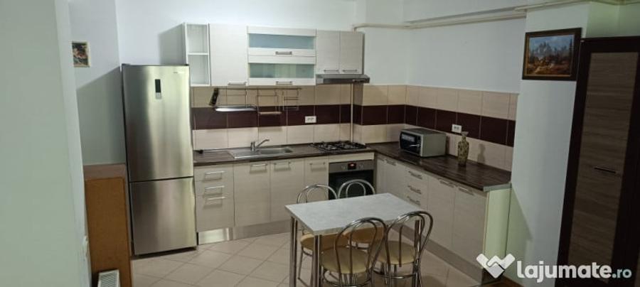Apartament cu 2 camere decomandat în Roșu