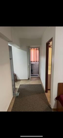 Apartament cu 2 camere decomandat în Vatra Luminoasă