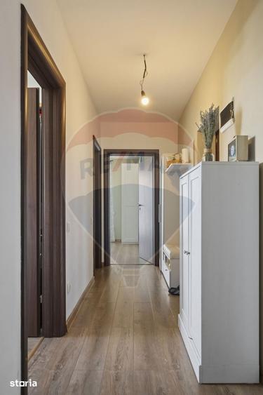 Apartament cu 2 camere decomandat în Roșu