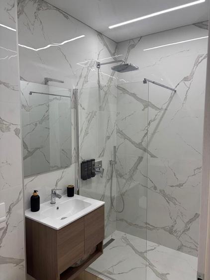 Apartament cu 2 camere decomandat în Exterior Vest