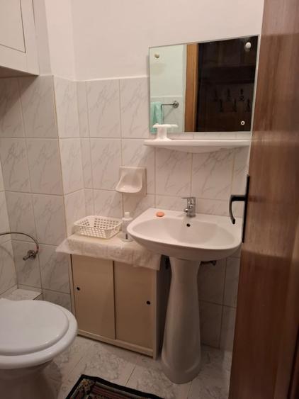 Apartament cu 3 camere decomandat în Aradului