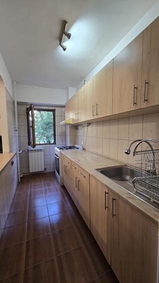 Inchiriere garsoniera decomandata, etaj 1,  metrou Timpuri Noi, loc de parcare! - 9