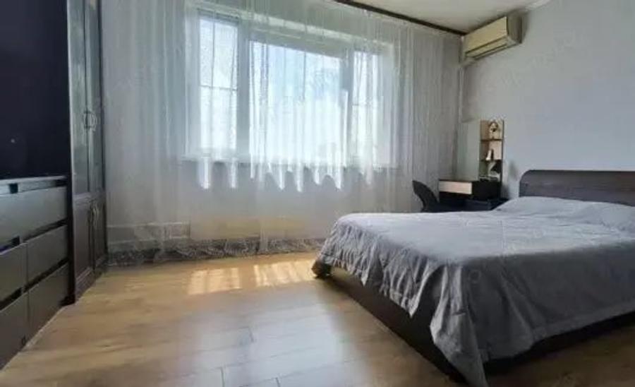 Apartament cu 2 camere decomandat în Complex Studențesc
