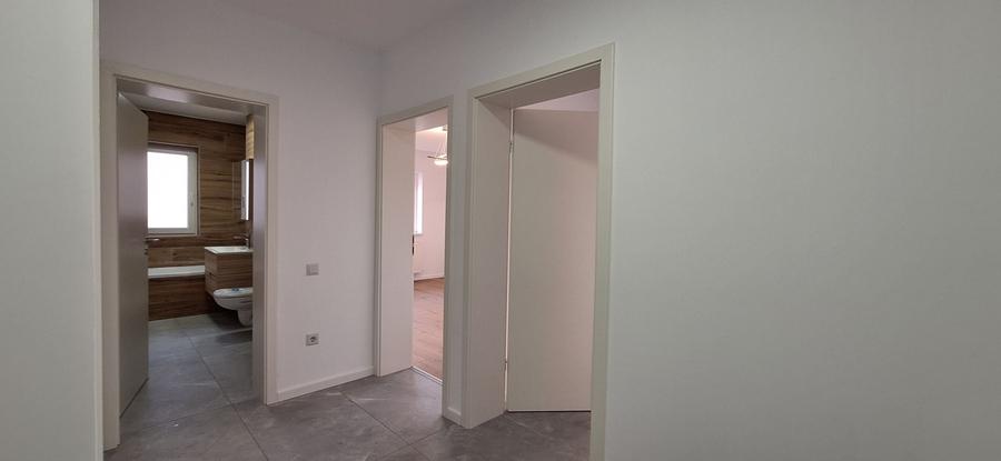 Apartament cu 2 camere decomandat în Cetatea