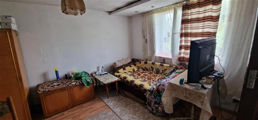 Casă individuală cu 6 camere cu Canalizare în Brebu
