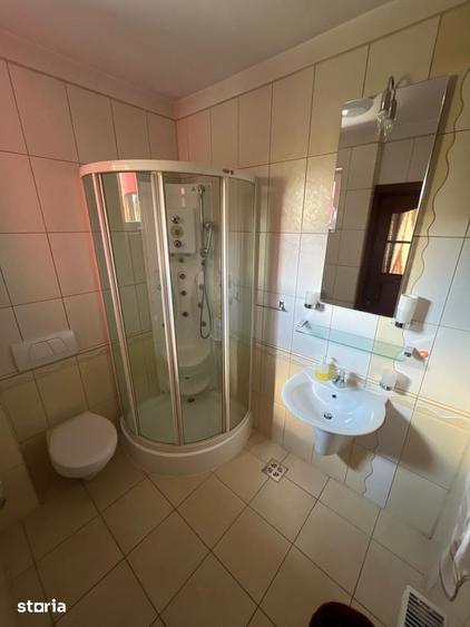 Casă cu 4 camere cu Teren 678 Mp în Europa