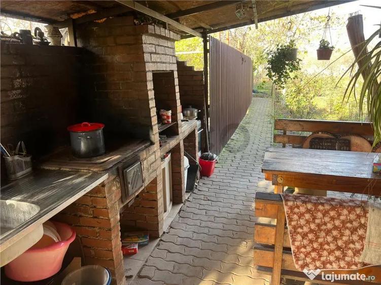 Casă cu 4 camere cu Teren 1344 Mp în Sălard