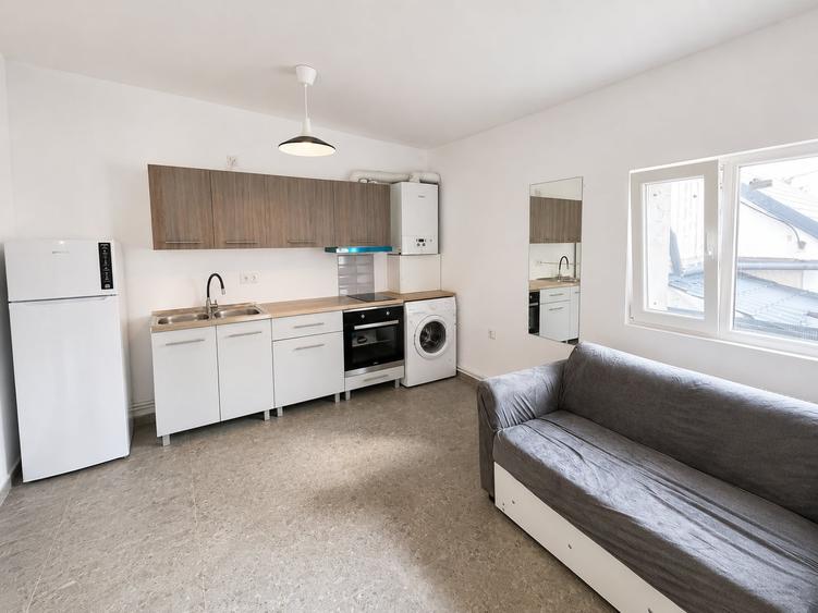 Apartament cu două camere zona Lunei - 3