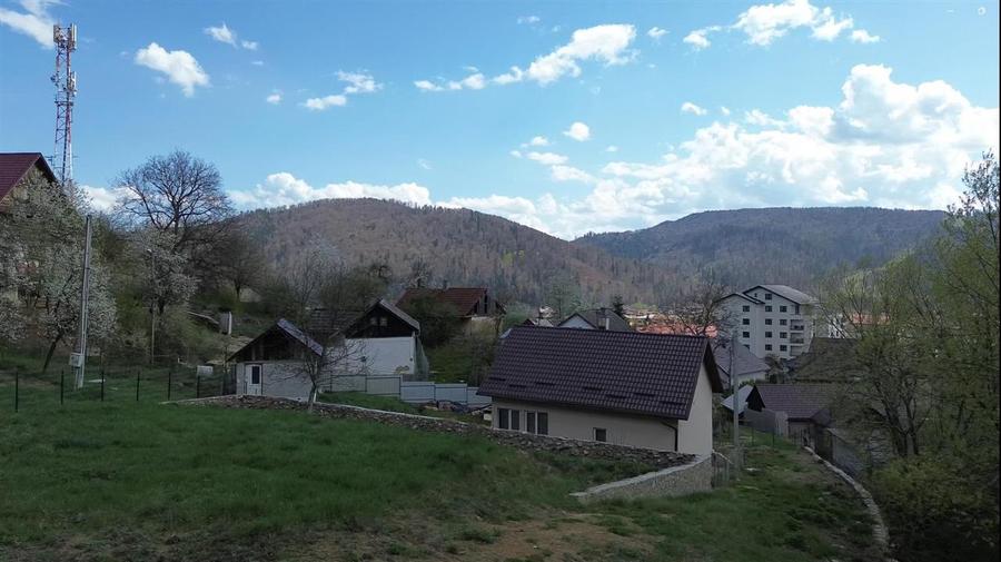 Teren Construcții intravilan de 1272 mp, în Ultracentral