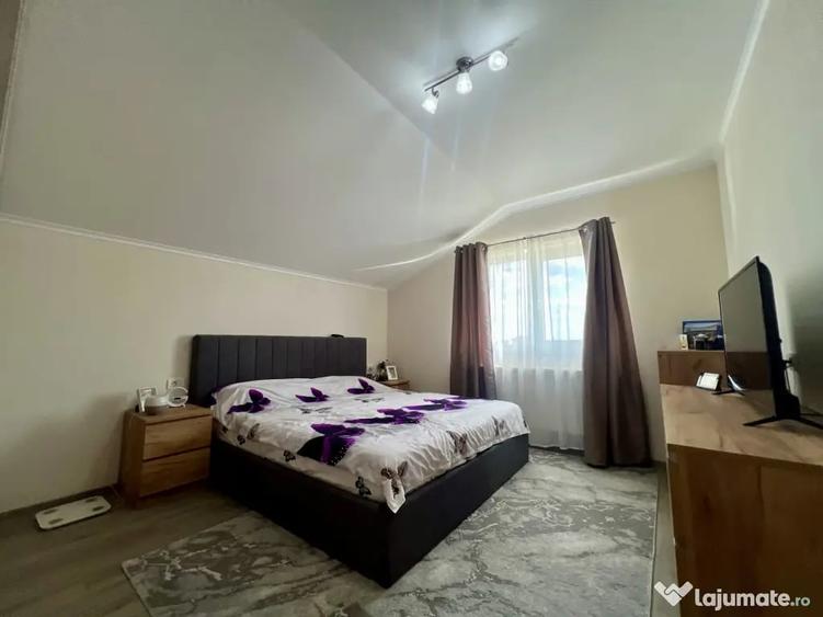Casă cu 3 camere cu Teren 250 Mp în Giroc