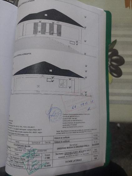 Casă cu 6 camere cu Teren 461 Mp în Găureni