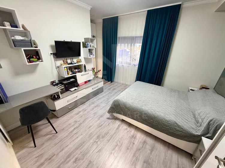 Apartament decomandat deosebit 3 camere 2 bai bloc 2020 cu parcare - 11