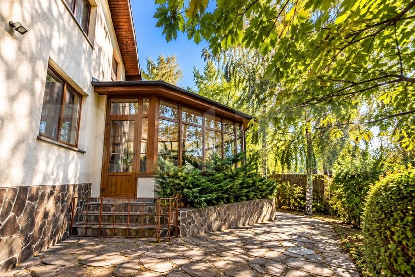 Casă individuală cu 5 camere cu Canalizare în Sângeorgiu de Pădure