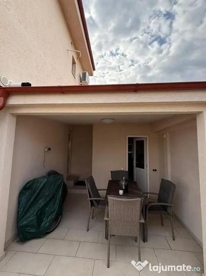Casă cu 4 camere cu Teren 227 Mp în Central