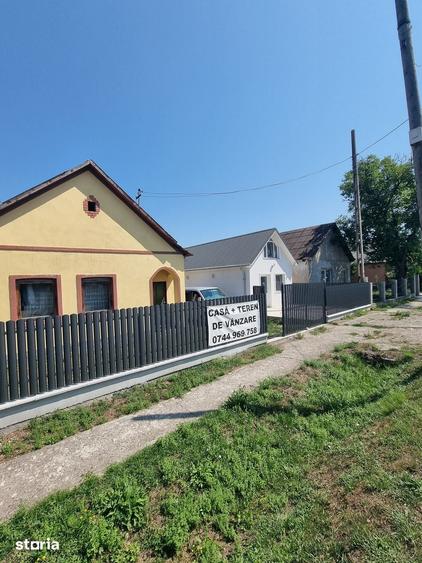 Casă cu 2 camere cu Teren 600 Mp în Câmpulung la Tisa