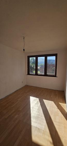 Apaetament 2 camere ,parter. - 2