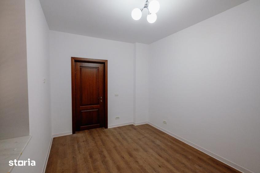 Casă cu 4 camere cu Teren 600 Mp în Ștefănești