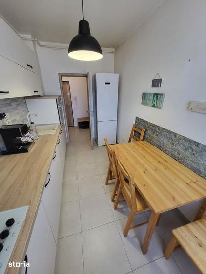Apartament cu 2 camere decomandat în Valea Ialomiței
