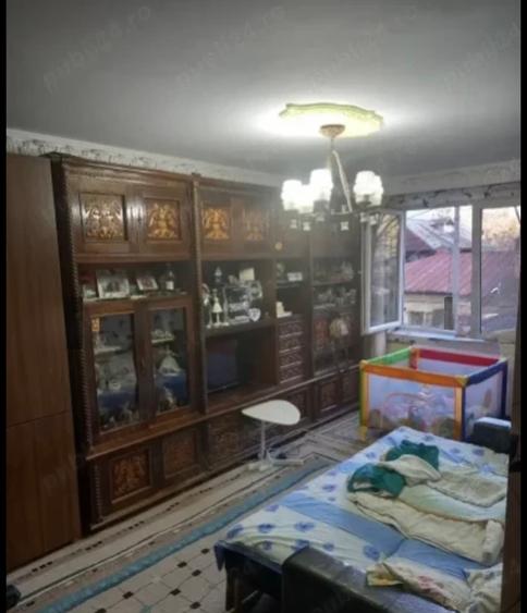 Apartament de vânzare 3 camere Veteranilor - 1