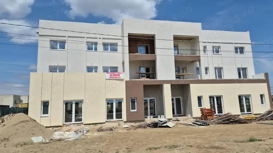 Apartament cu 3 camere decomandat în Moșnița Nouă