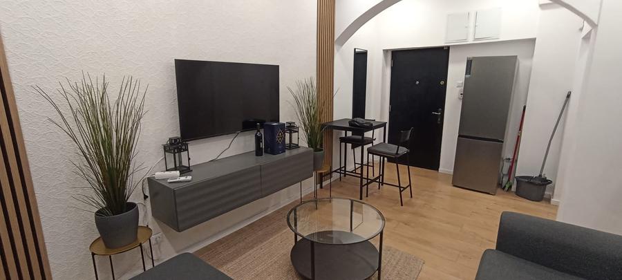 Apartament cu 2 camere în Romană