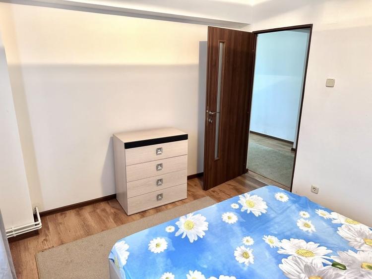 Apartament cu 2 camere decomandat, mobilat în Industrială