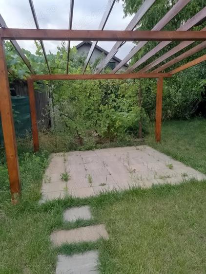 Casă cu 3 camere cu Teren 1200 Mp în Florești