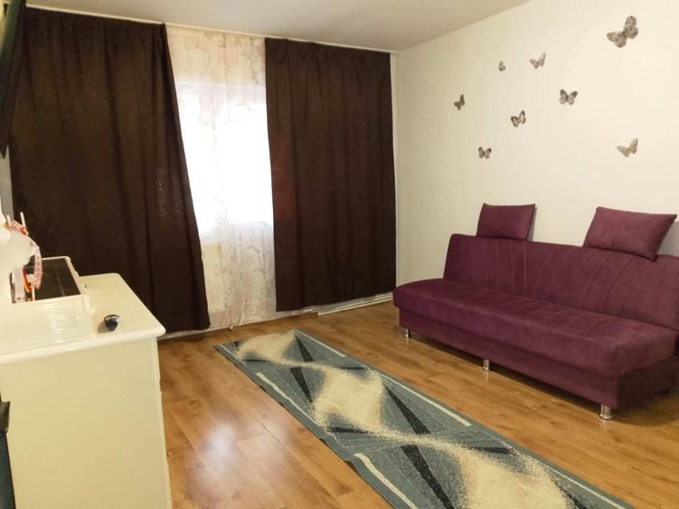 Apartament 3 camere, centrala termica, geam baie, tamplarie PVC, liber - 1