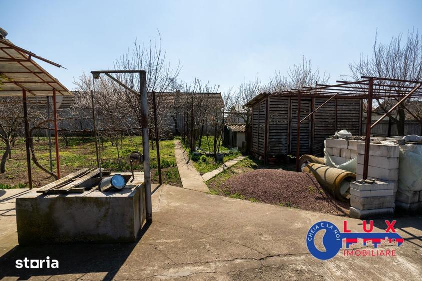 Casă cu 3 camere cu Teren 1461 Mp în Ceamurlia de Jos
