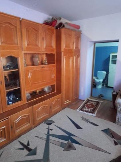 Casă cu 4 camere în Gârliște