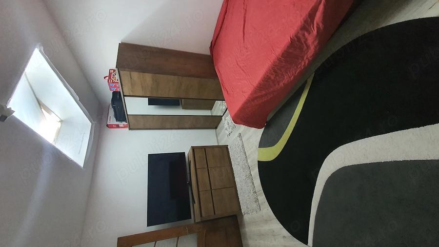 Apartament cu 2 camere decomandat în Est