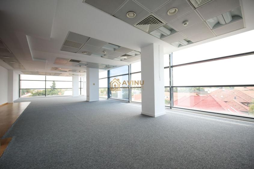 Spațiu comercial, de 400 mp, în Nord