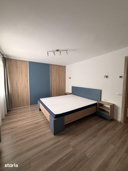 Apartament cu 4 camere în Mărăști
