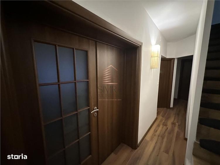 Casă cu 4 camere cu Teren 70 Mp în Central