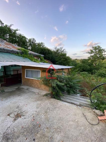 Casă individuală cu 2 camere cu Canalizare în Erbiceni
