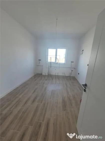 DUPLEX INDIVIDUAL - Despartit prin camera Tehnica - bucat - 4