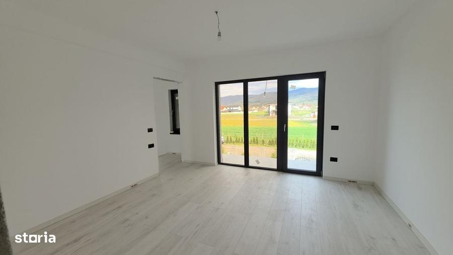 Casa individuala cu 4 camere, 130mp utili, teren 500mp, Cristian - 7