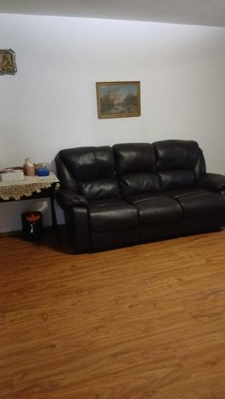 Apartament cu 3 camere decomandat în Bragadiru