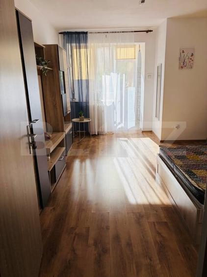 Garsonieră decomandată, mobilată în Noua
